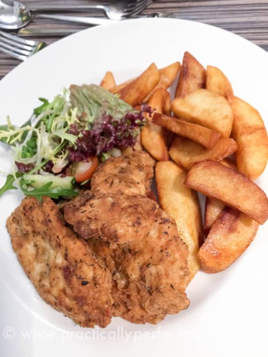 Ordulph Bar and Terrace Restaurant, Tavistock, Devon. Family friendly restaurants in Dartmoor