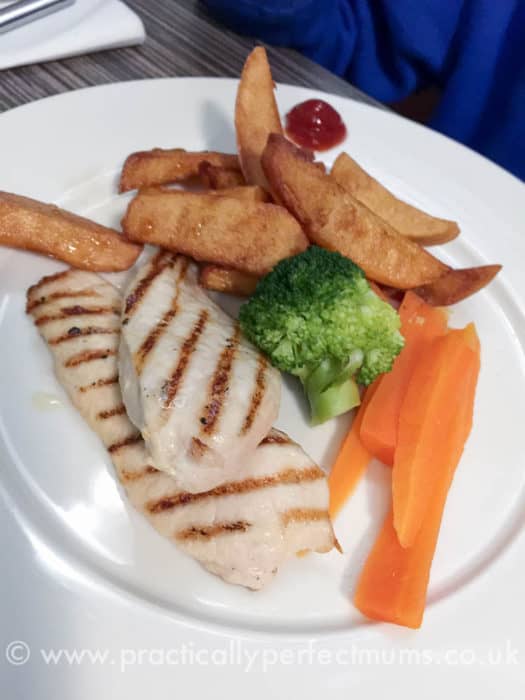Ordulph Bar and Terrace Restaurant, Tavistock, Devon. Family friendly restaurants in Dartmoor