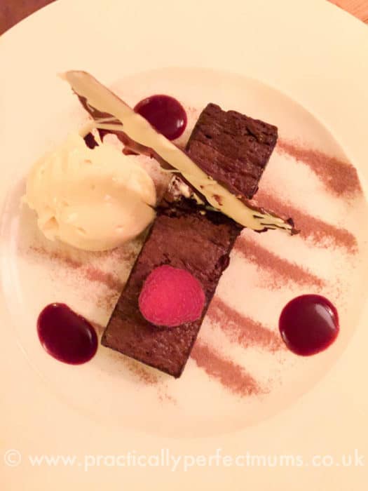White Hart Hotel, Moretonhampstead. Family friendly restaurants in Dartmoor