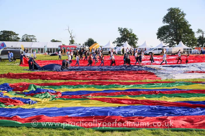 Launch preparations at Bristol Balloon Fiesta 2016
